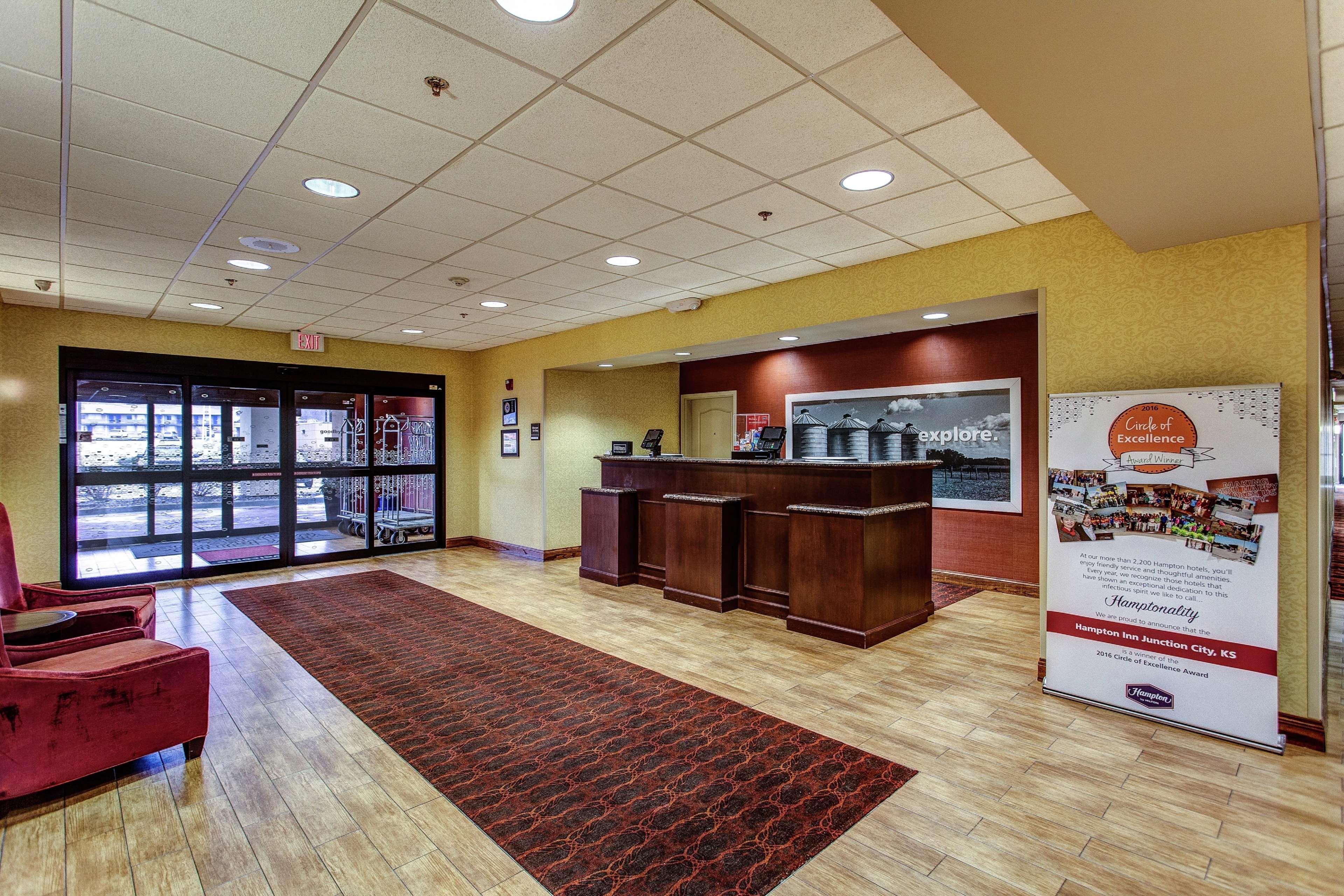 Hampton Inn Junction City Eksteriør bilde